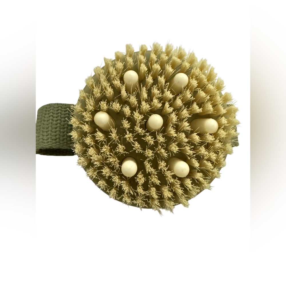 Origins Body Scrub Brush with handle